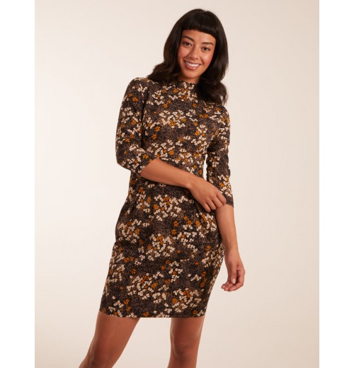 High Neck 3/4 Sleeve Dress With Belt High Neck 3/4 Sleeve Dress With Belt