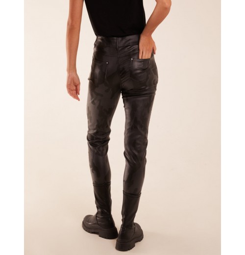 Camouflage PU Leather Skinny Jean Camouflage PU Leather Skinny Jean