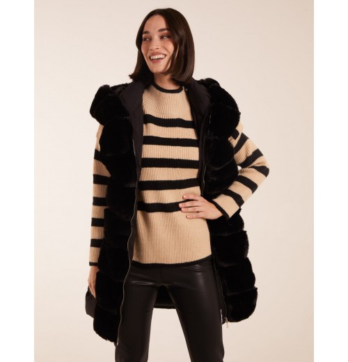Faux Fur Detail Gilet Faux Fur Detail Gilet