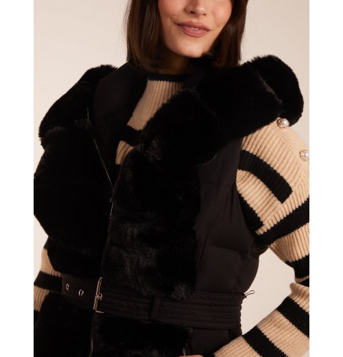 Faux Fur Detail Gilet Faux Fur Detail Gilet
