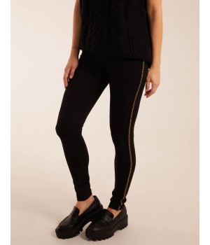 Side Chain Detail Leggings